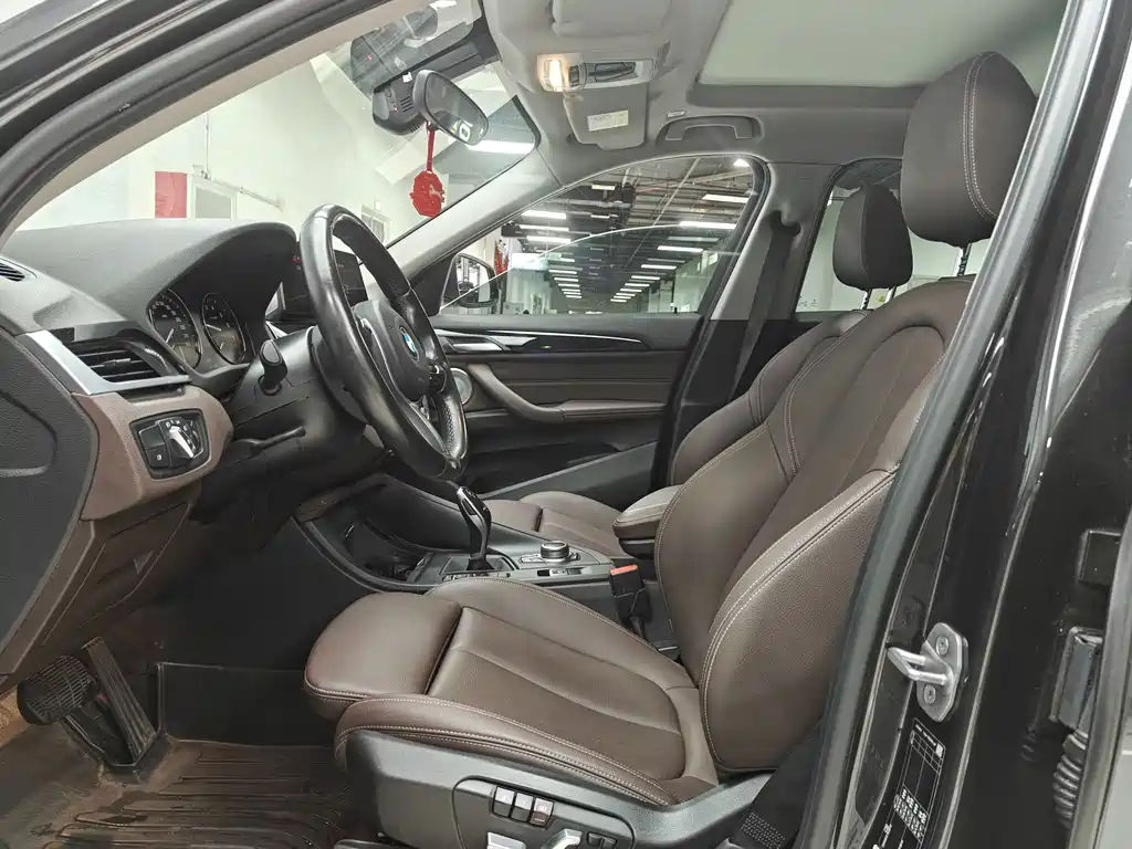 BMW X1 — миниатюра 9