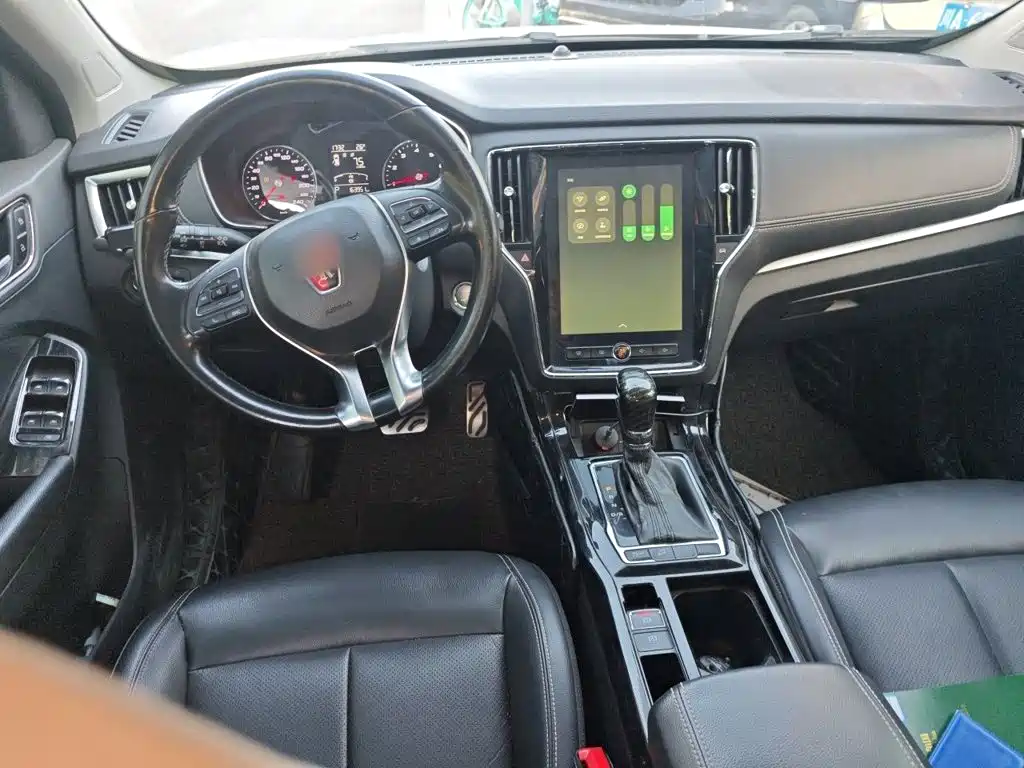 Roewe RX5 — миниатюра 10
