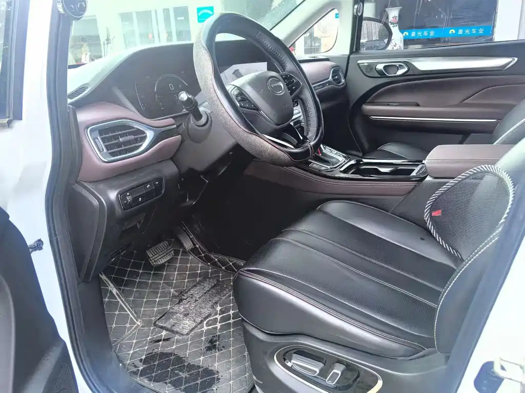 GAC Motor Trumpchi M6 — миниатюра 4