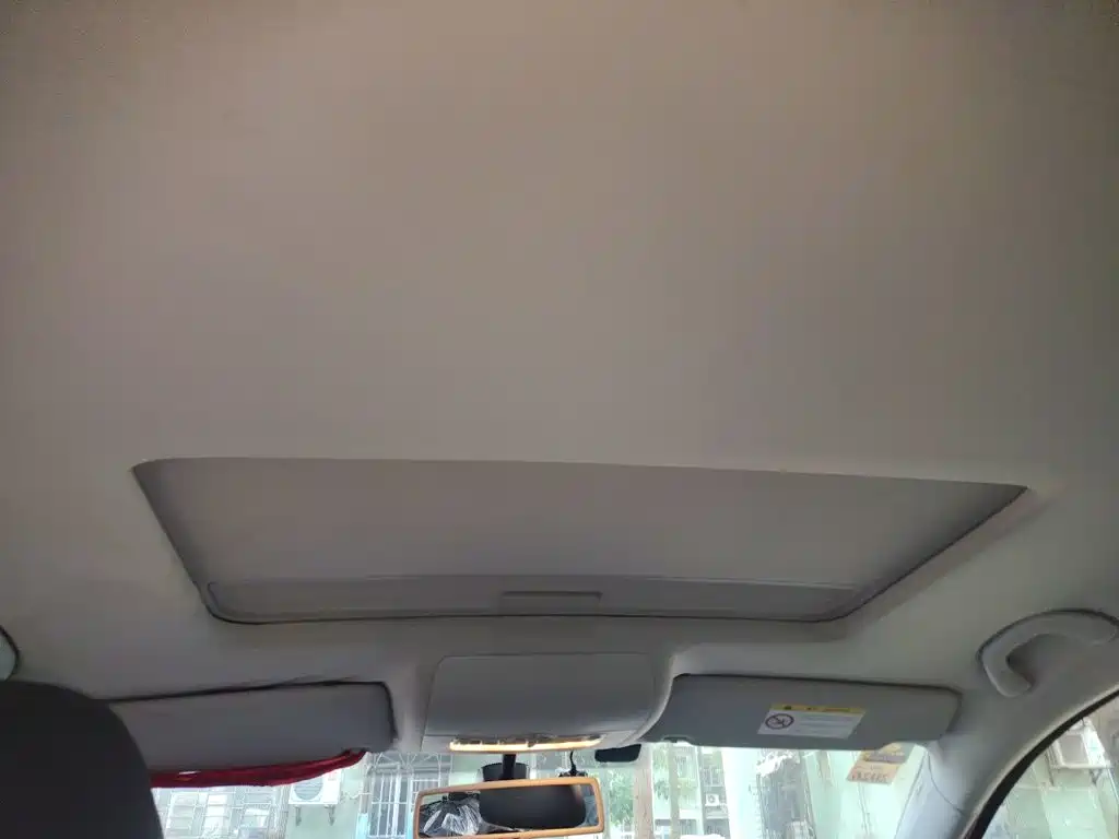 Volkswagen Touran — миниатюра 14