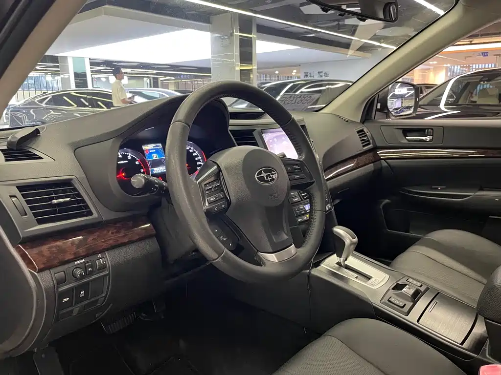 Subaru Outback — миниатюра 12