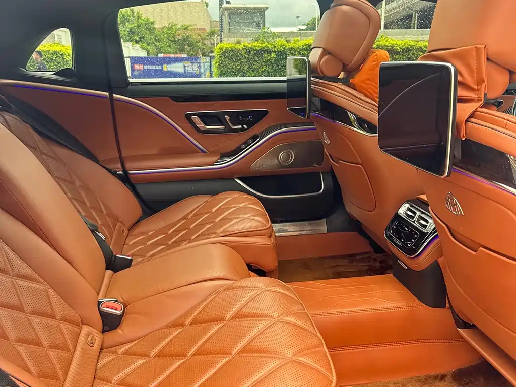 Mercedes-Benz S-Class — миниатюра 9