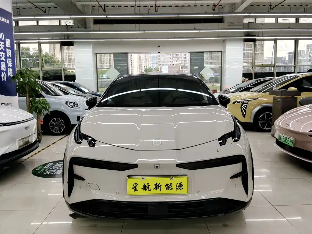 Zeekr X 2023 YOU 4 мест