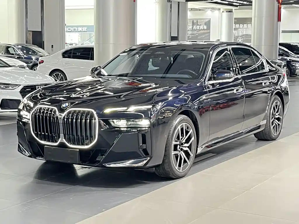 BMW 7 Series 7 2023 735Li M Sport