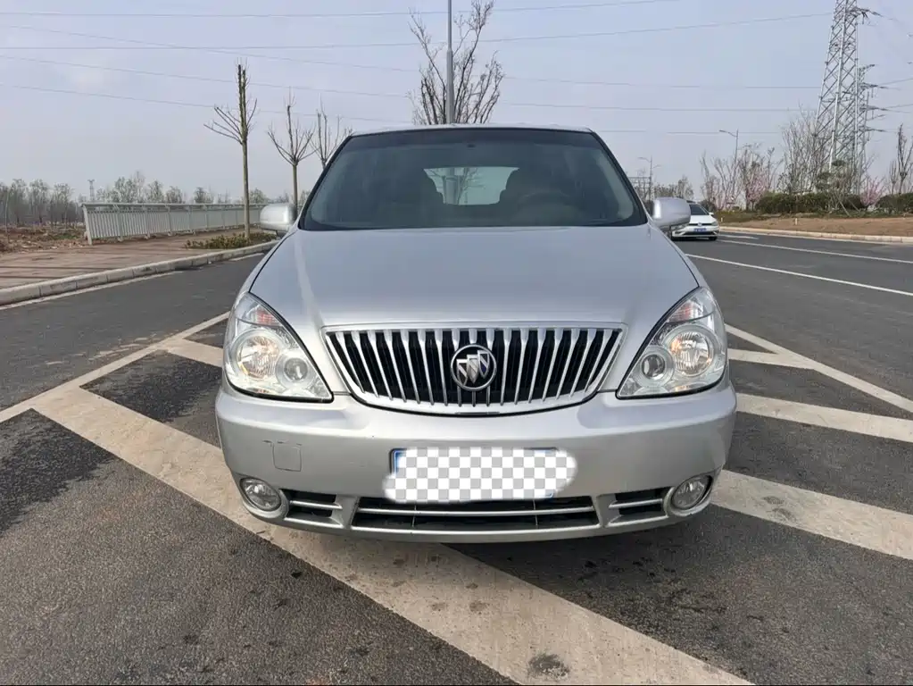 Buick GL8 — миниатюра 2