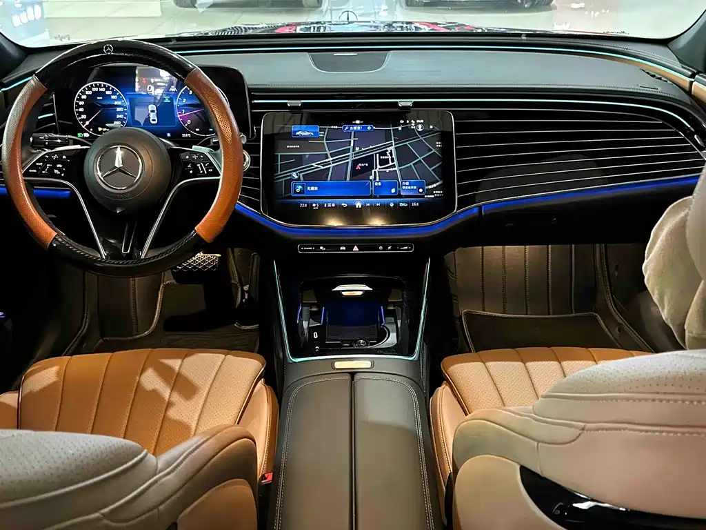 Mercedes-Benz E-Class — миниатюра 12