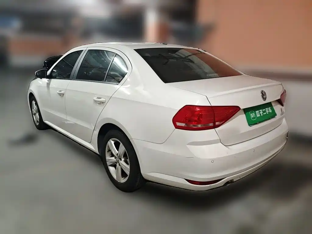 Volkswagen Lavida — миниатюра 4