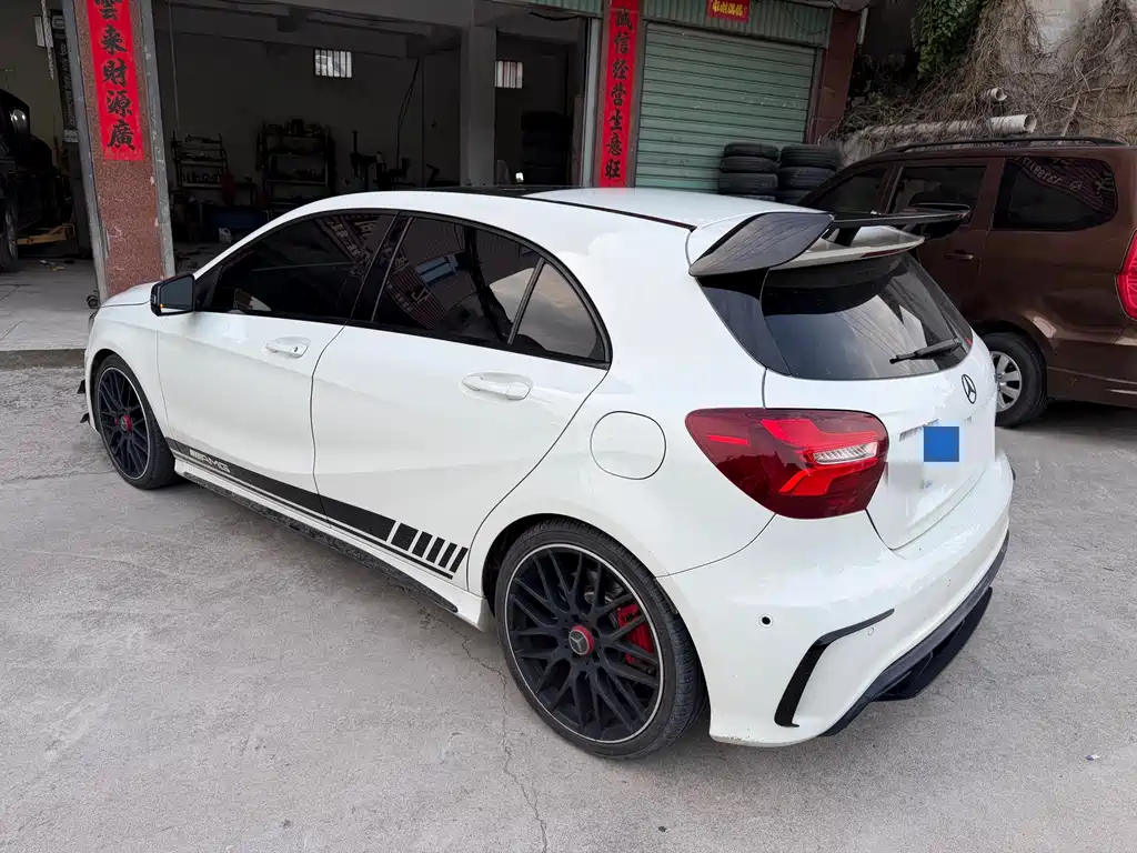 Mercedes-Benz A-Class AMG (Import) — миниатюра 4