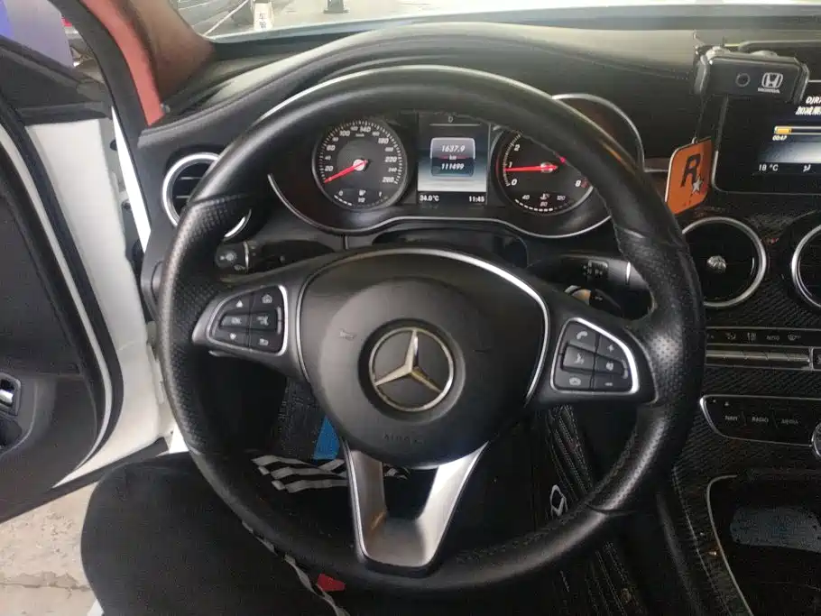Mercedes-Benz C-Class — миниатюра 15