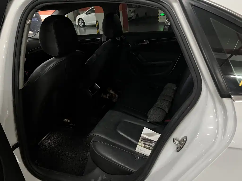 Audi A4L — миниатюра 4