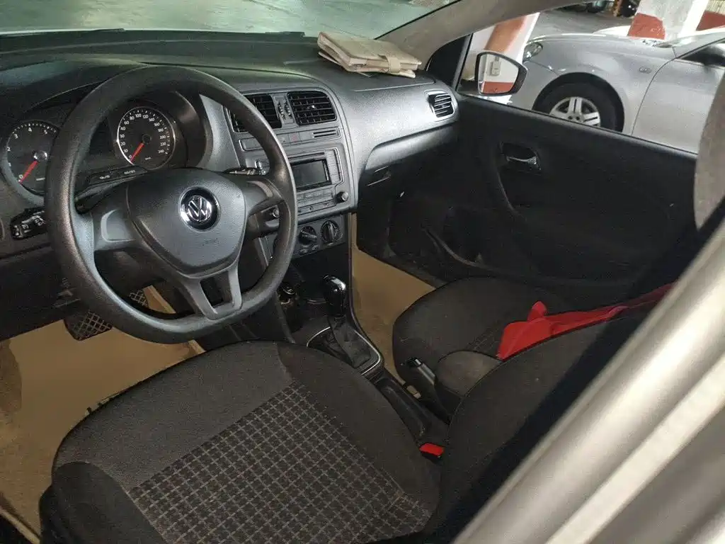 Volkswagen Polo — миниатюра 10