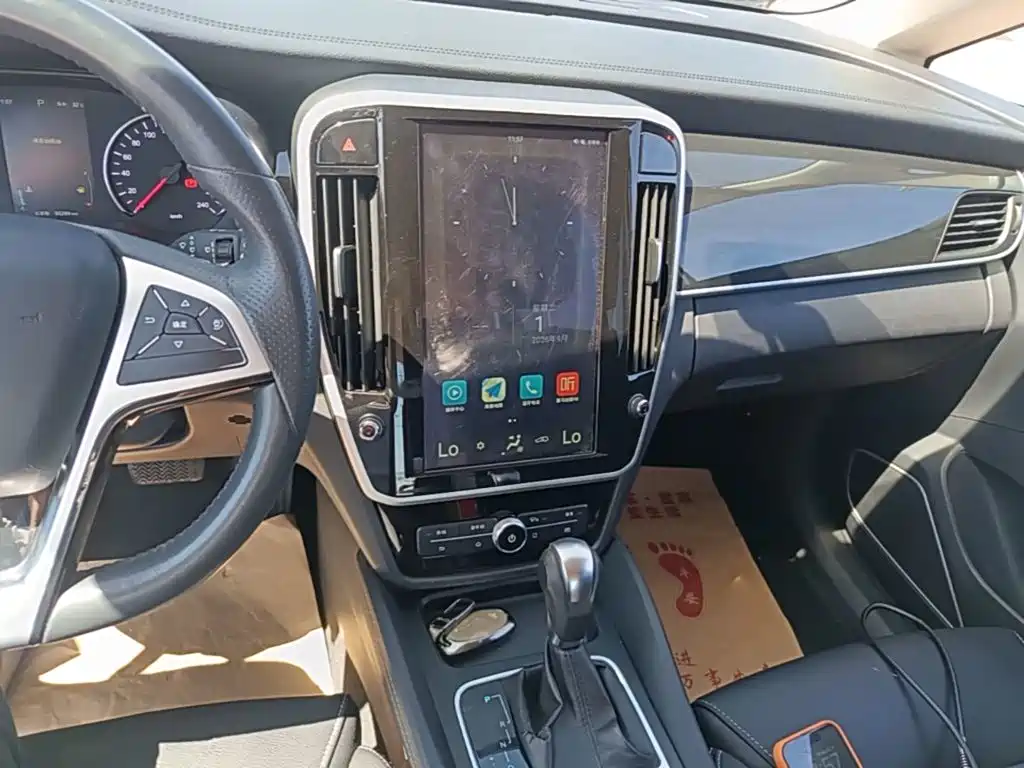 BYD MAX — миниатюра 13