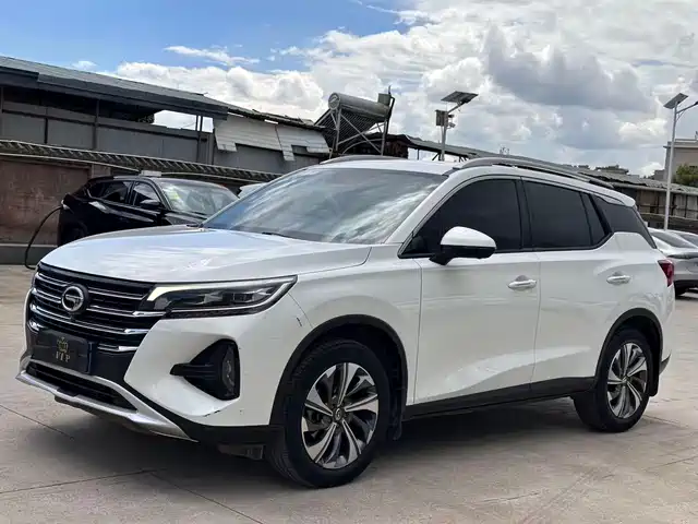 GAC TRUMPCHI GS4 2020