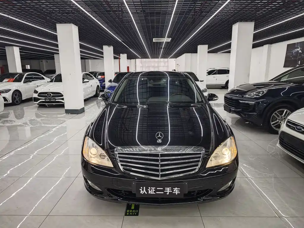Mercedes-Benz S-Class 2007