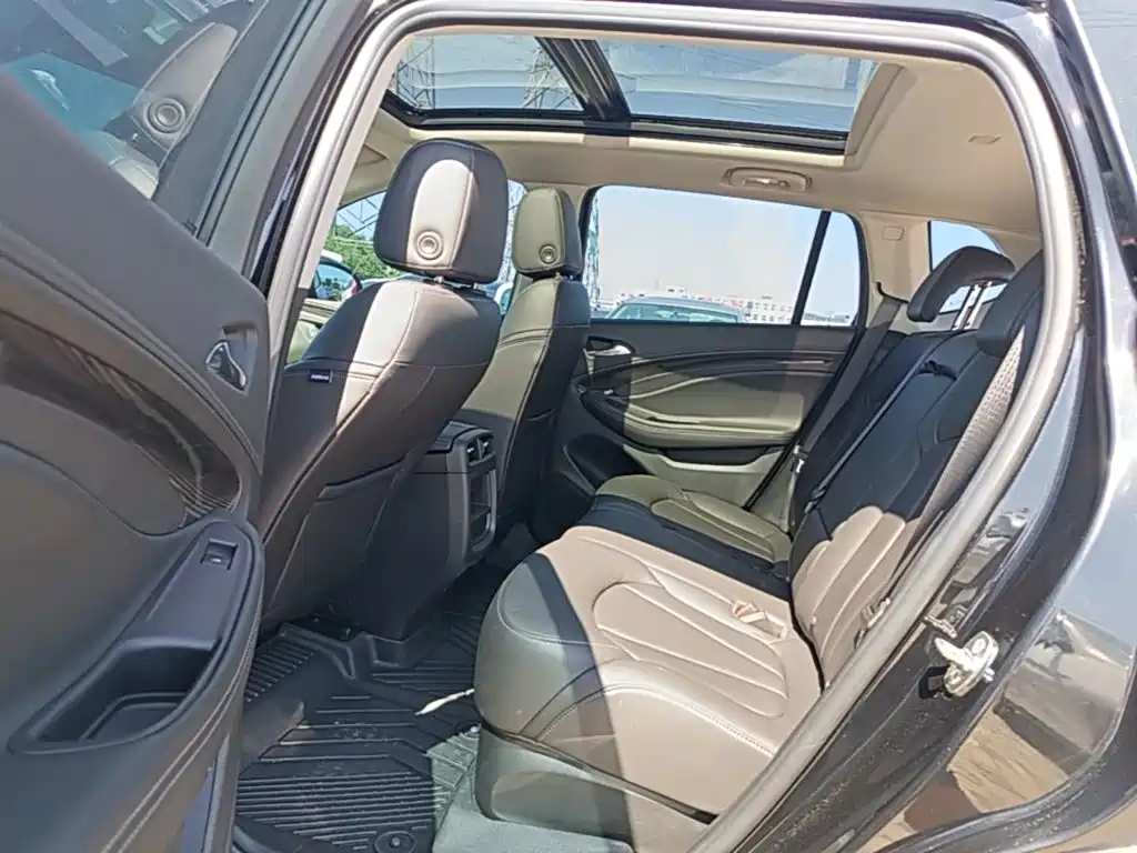 Buick Envision Plus — миниатюра 17
