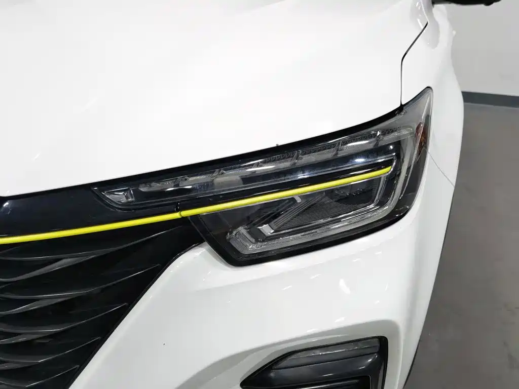 Roewe RX5 — миниатюра 7