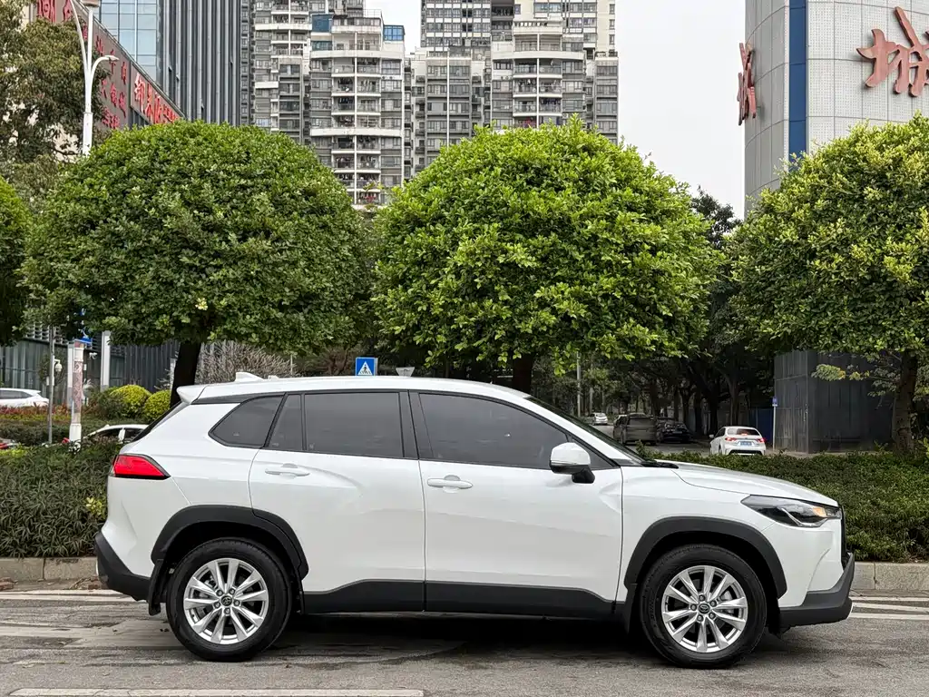 TOYOTA COROLLA SHARP AMPLIFIER