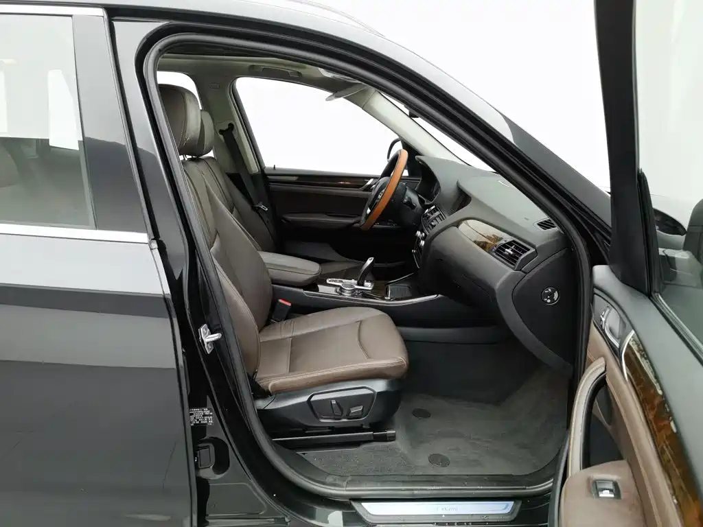 BMW X3 (Import) — миниатюра 23