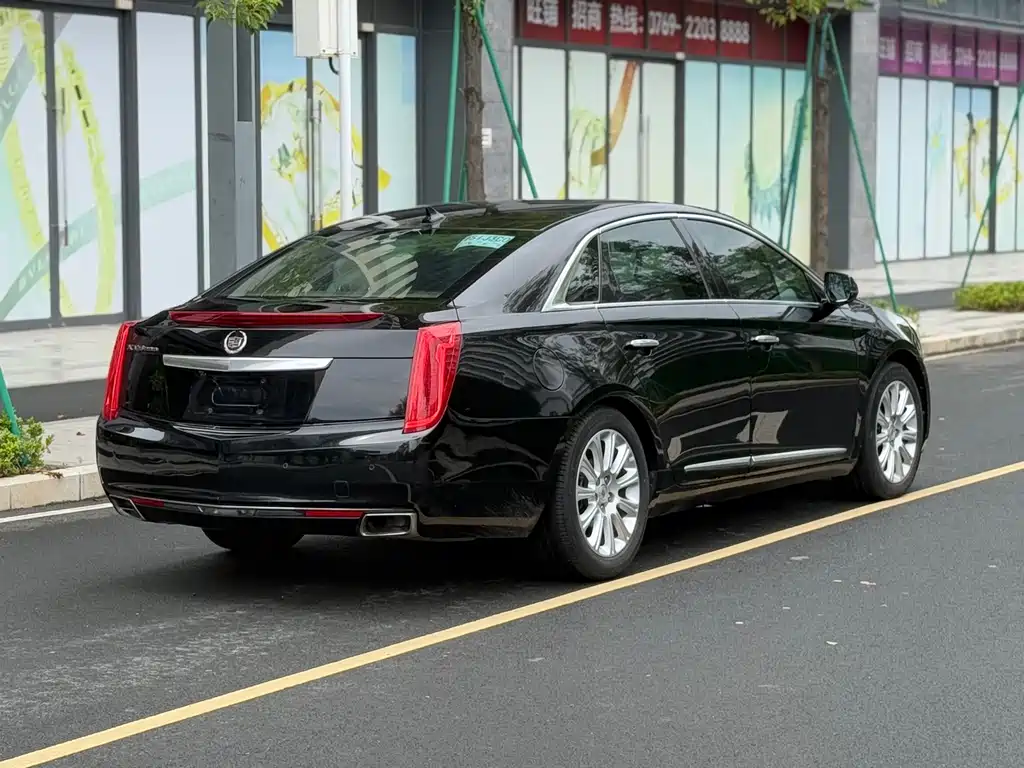 Cadillac XTS — миниатюра 5