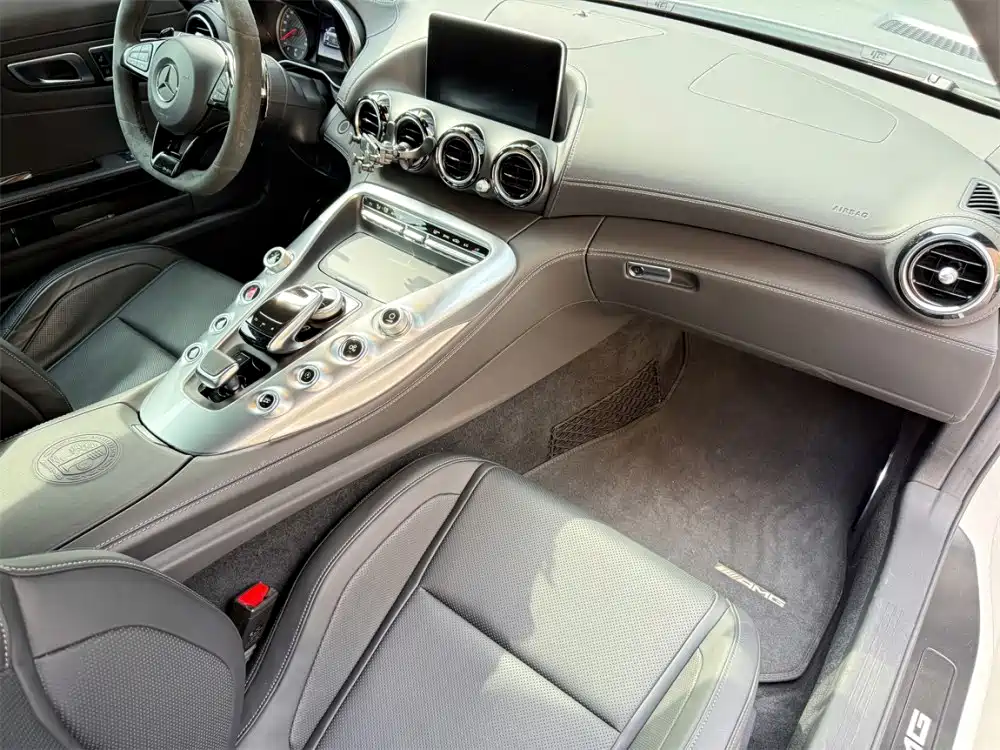 Mercedes-Benz AMG GT — миниатюра 16