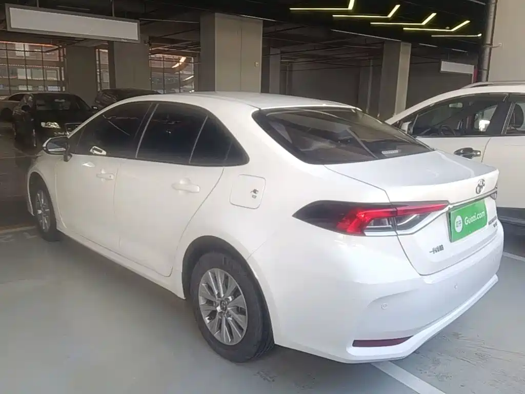Toyota Corolla — миниатюра 5
