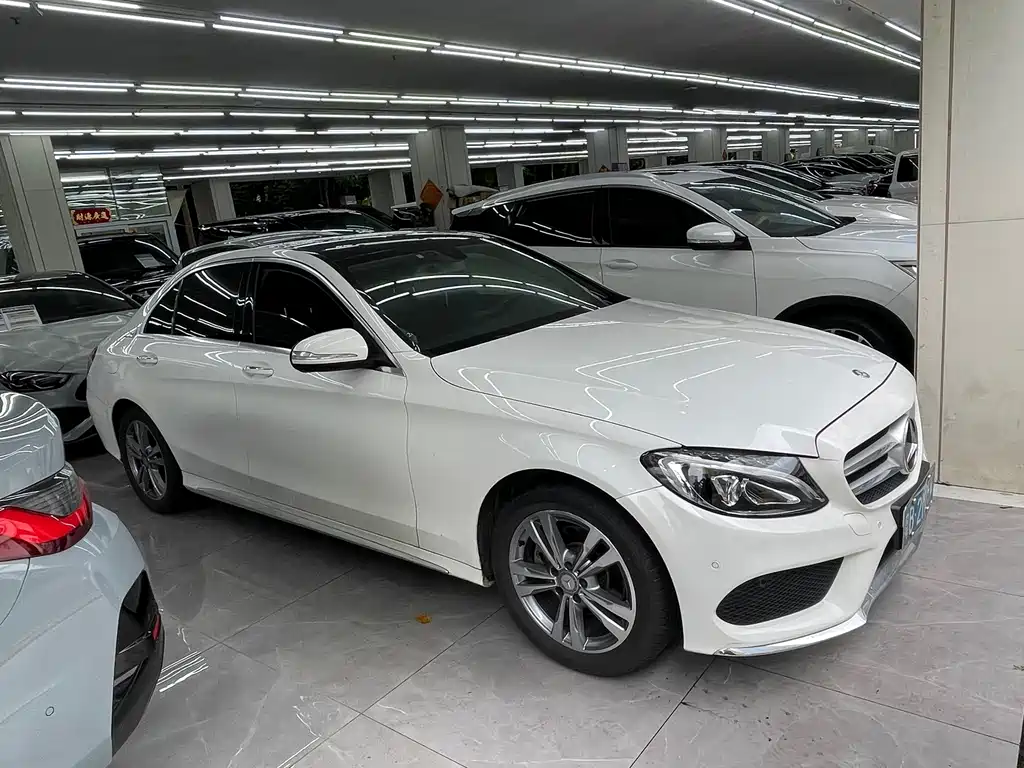 Mercedes-Benz C-Class — миниатюра 9