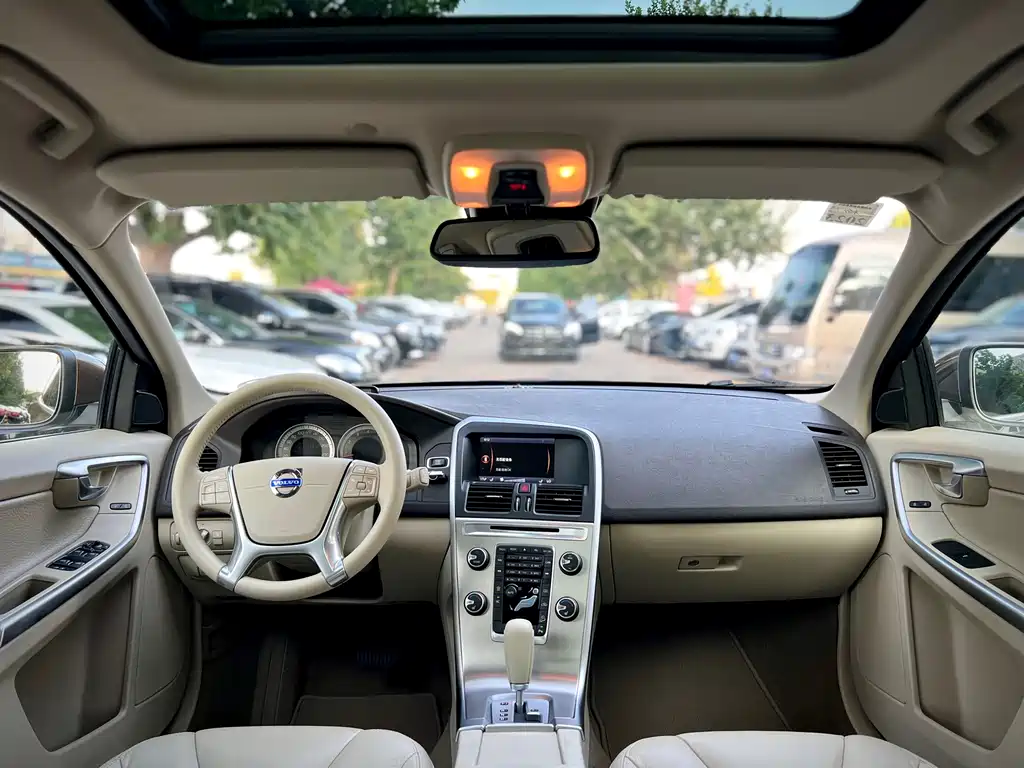 Volvo XC60 (Import) — миниатюра 10