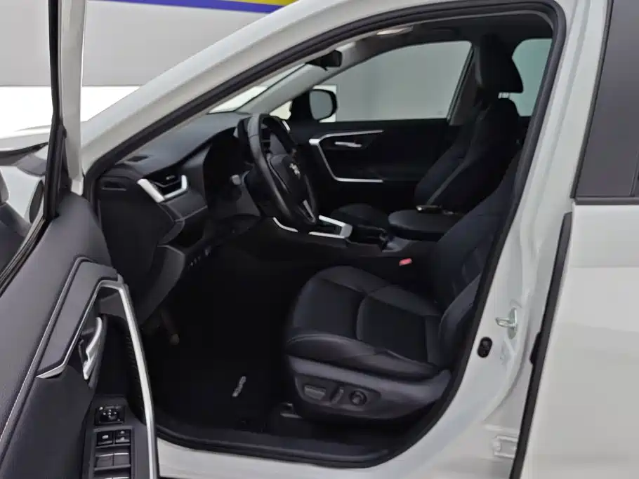 Toyota Wildlander — миниатюра 9
