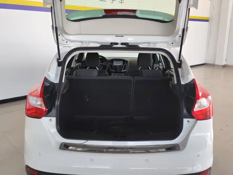 Ford Focus — миниатюра 4