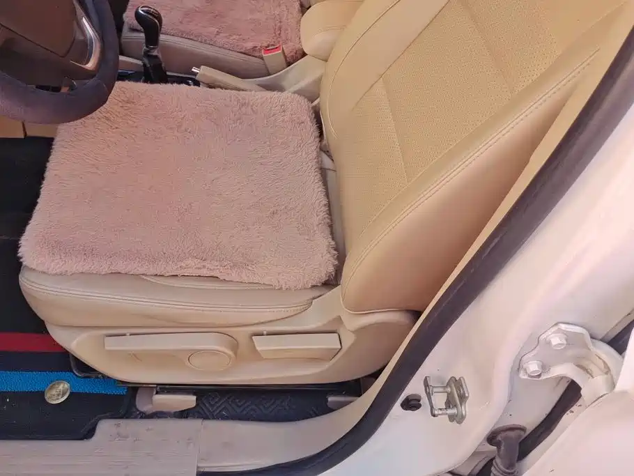 Wuling Hongguang — миниатюра 9