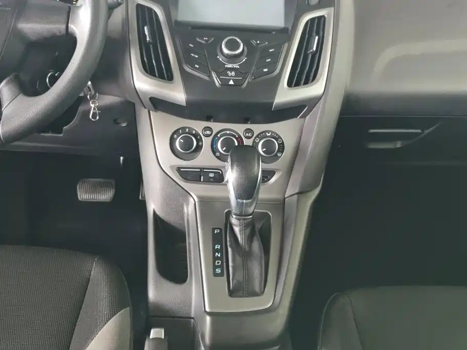 Ford Focus — миниатюра 16