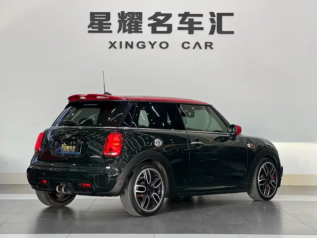 MINI JCW