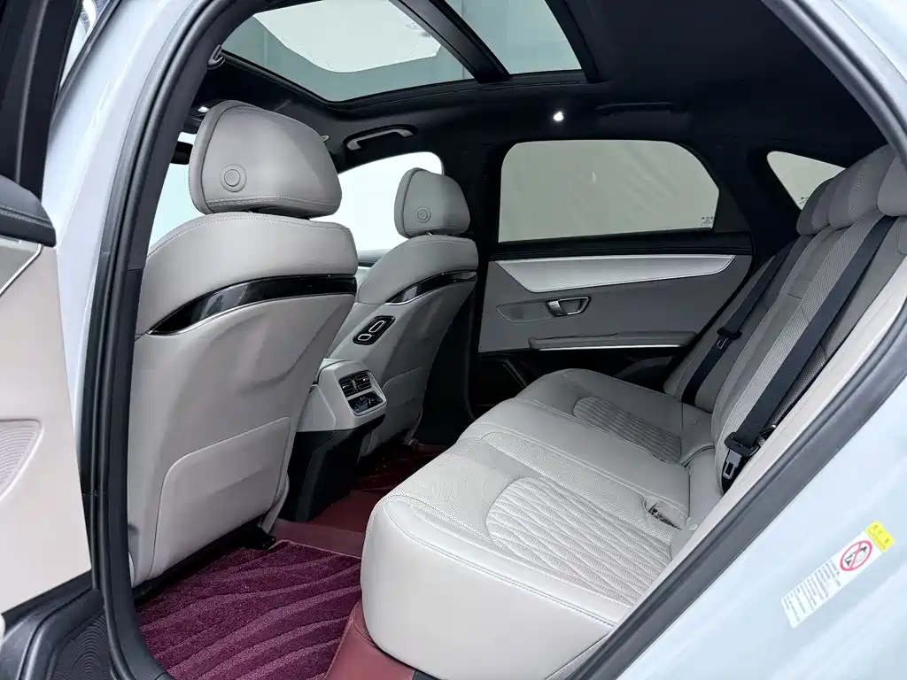 BYD Han — миниатюра 10