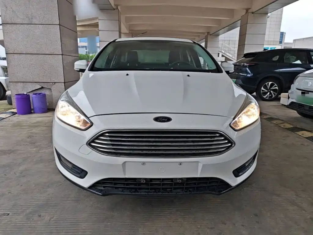 Ford Focus — миниатюра 3