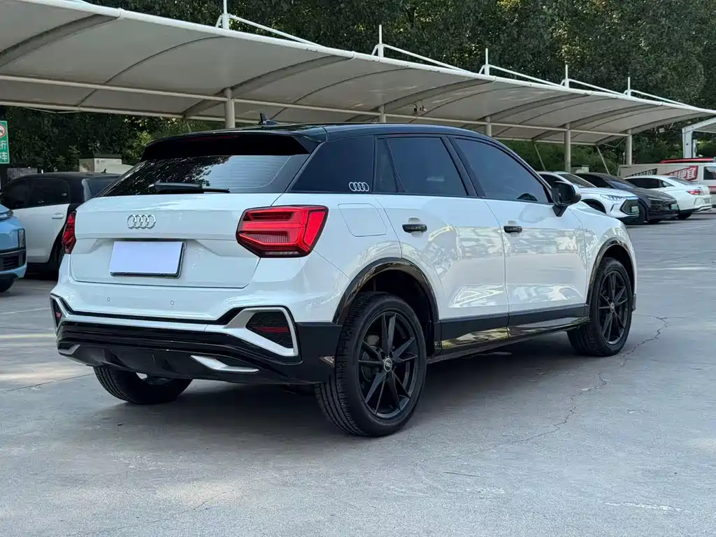 Audi Q2L — миниатюра 15