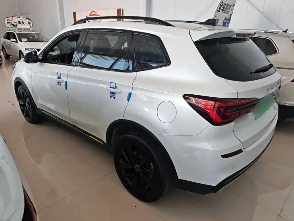 Roewe RX5 New Energy — миниатюра 5