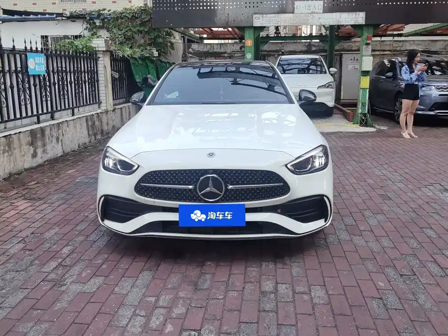 Mercedes-Benz C-Class — миниатюра 2