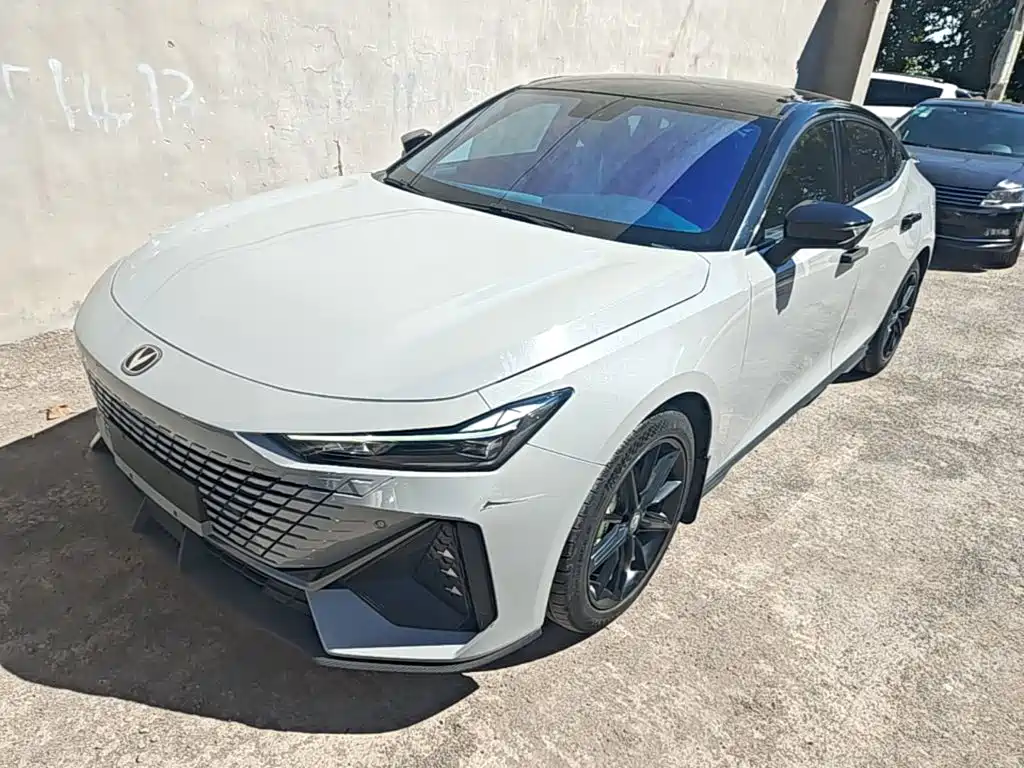 Changan UNI-V — миниатюра 2
