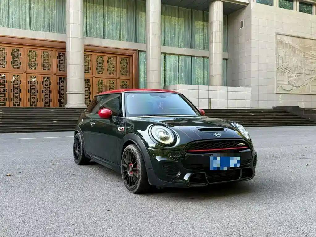 MINI Mini JCW