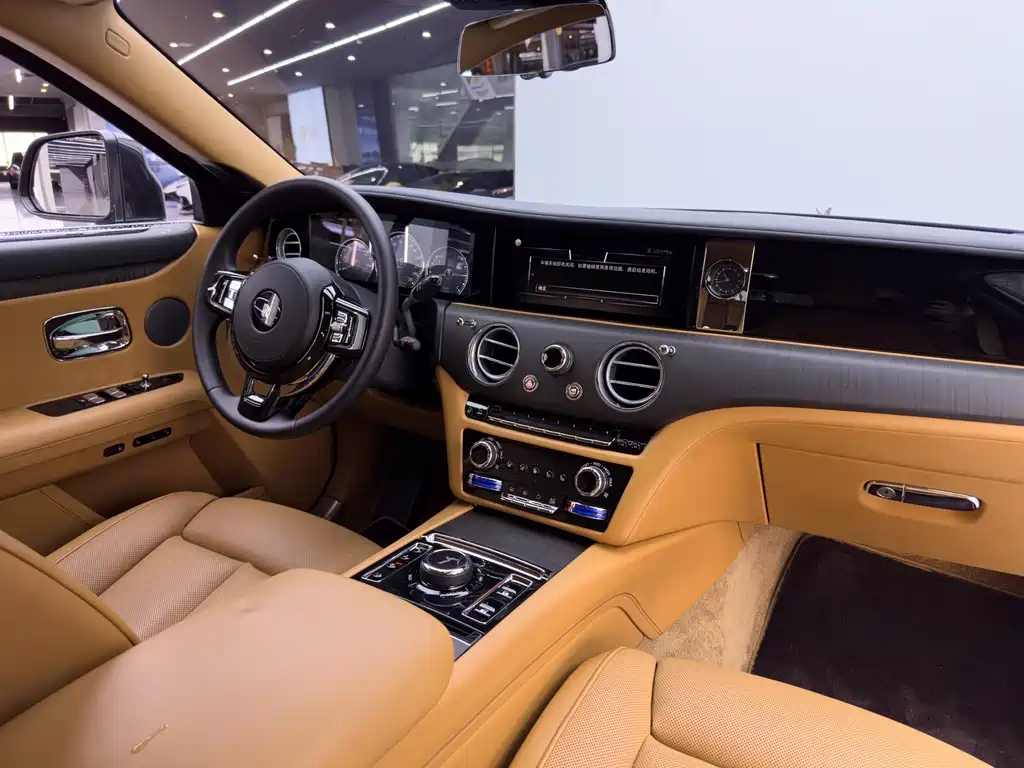 Rolls-Royce Ghost — миниатюра 16