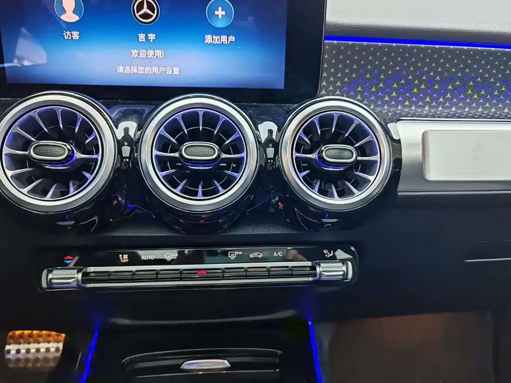 Mercedes-Benz GLB AMG — миниатюра 5