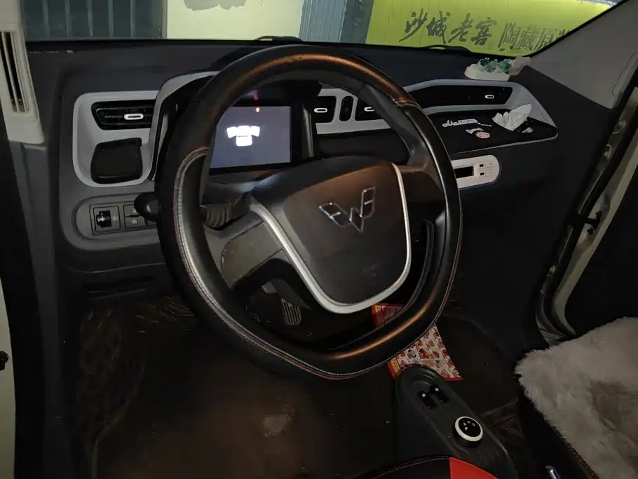 Wuling MINIEV — миниатюра 12