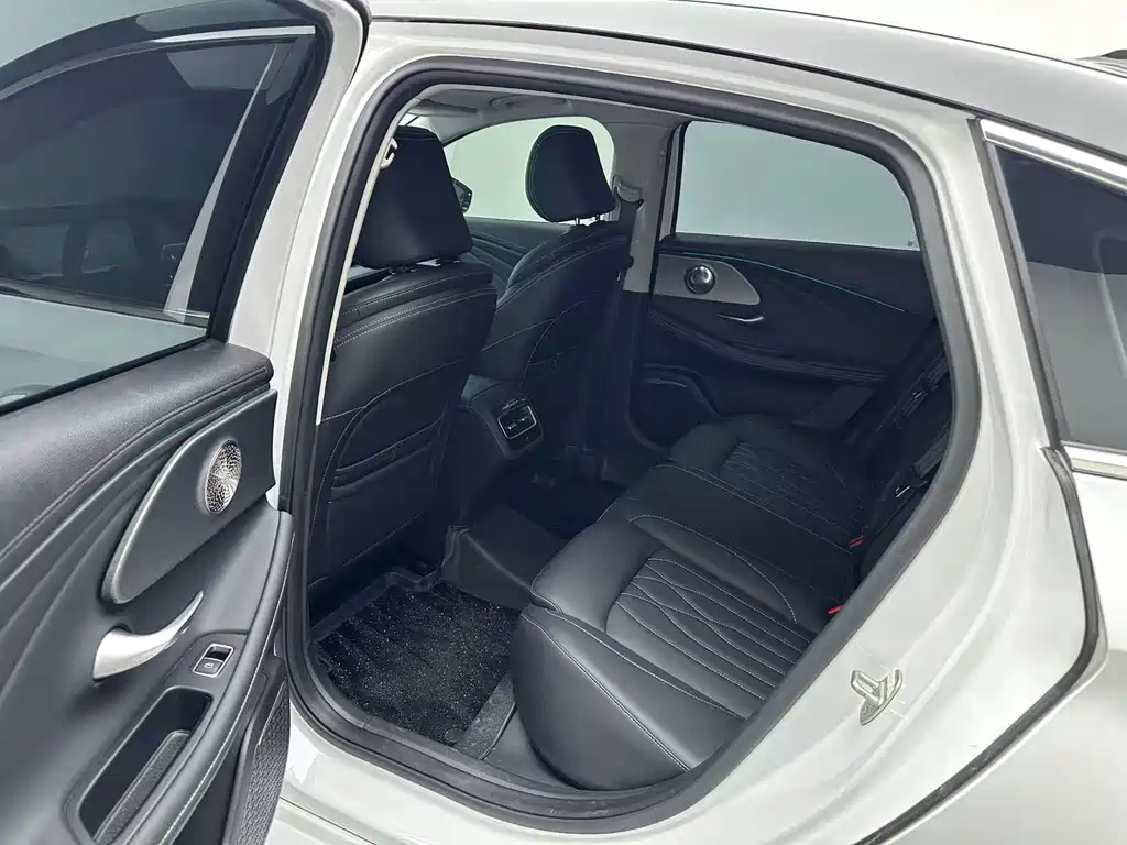 Chery Arrizo 8 — миниатюра 6