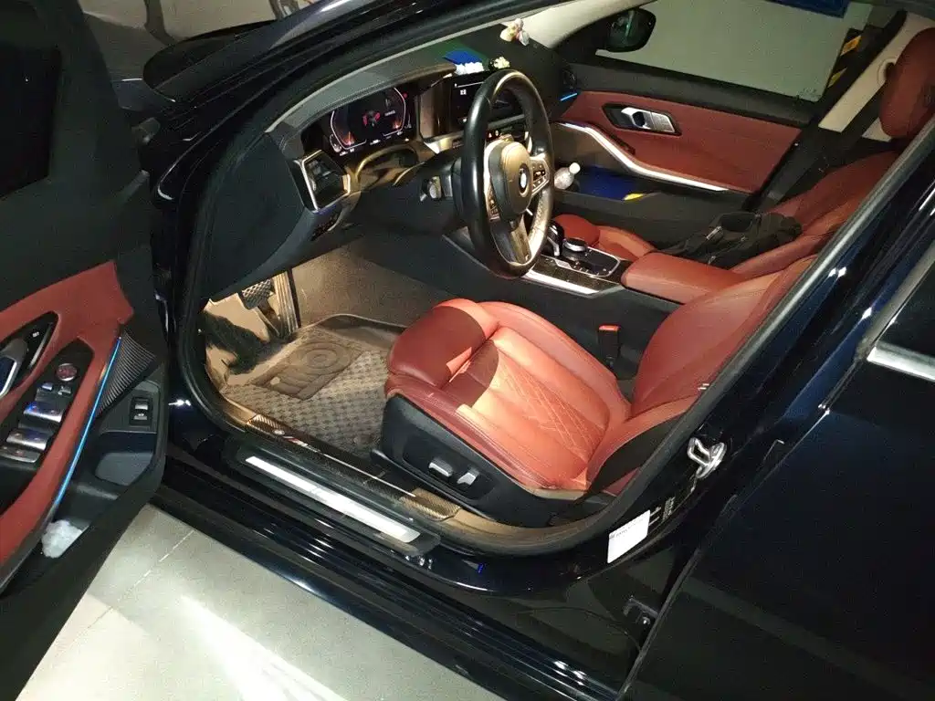 BMW 3 Series — миниатюра 17