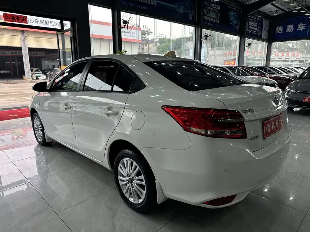 TOYOTA VIOS
