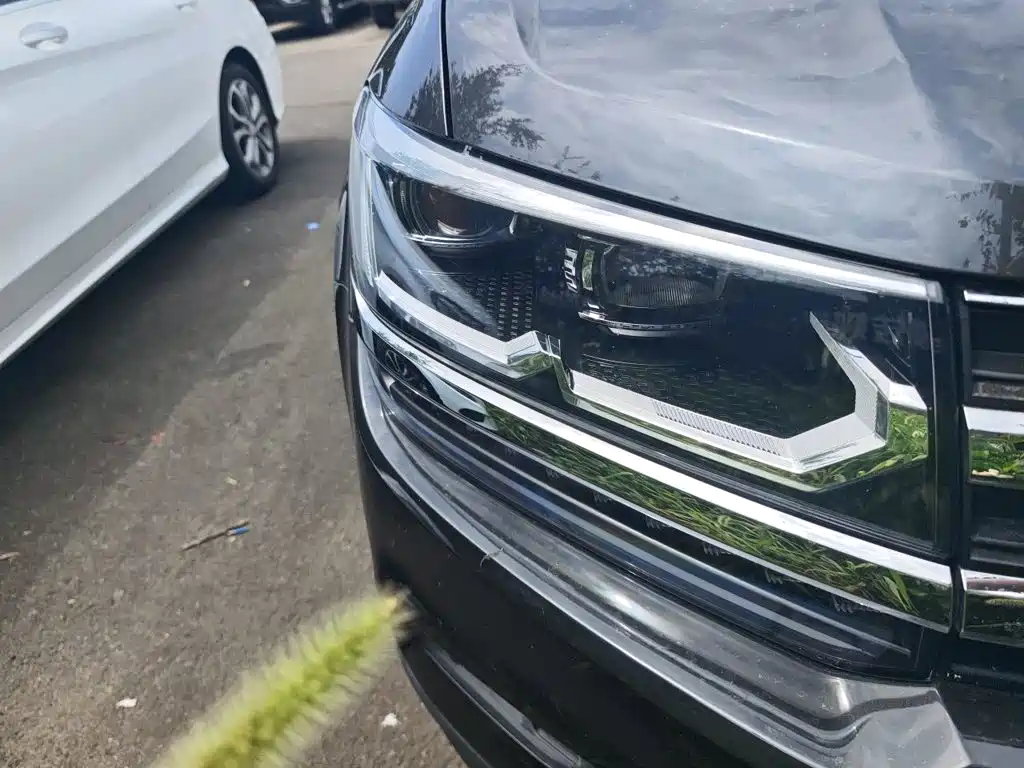 Volkswagen Tharu — миниатюра 7