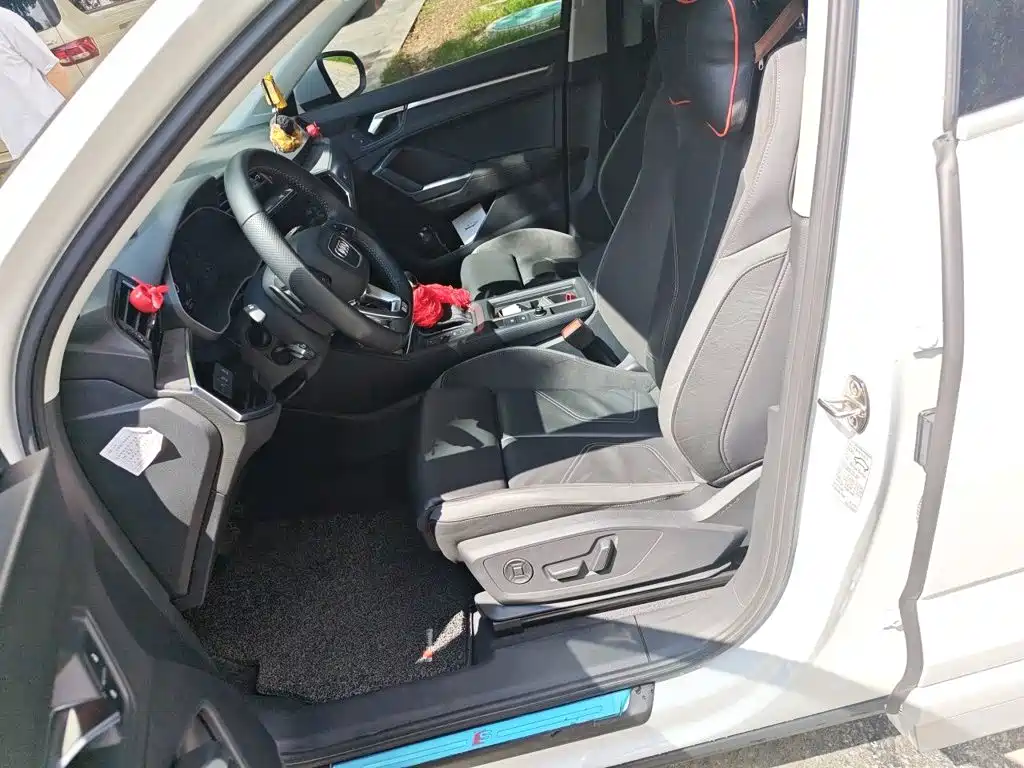 Audi Q3 Sportback — миниатюра 11