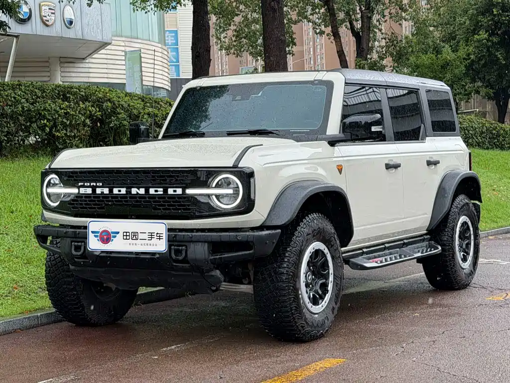 Ford Bronco