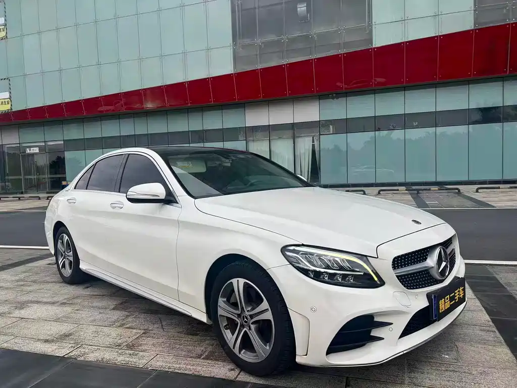 Mercedes-Benz C-Class — миниатюра 3