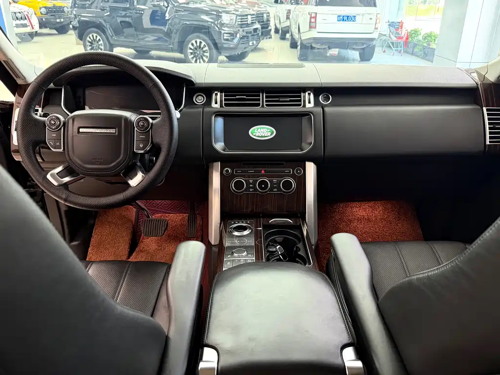 Land Rover Range Rover — миниатюра 9